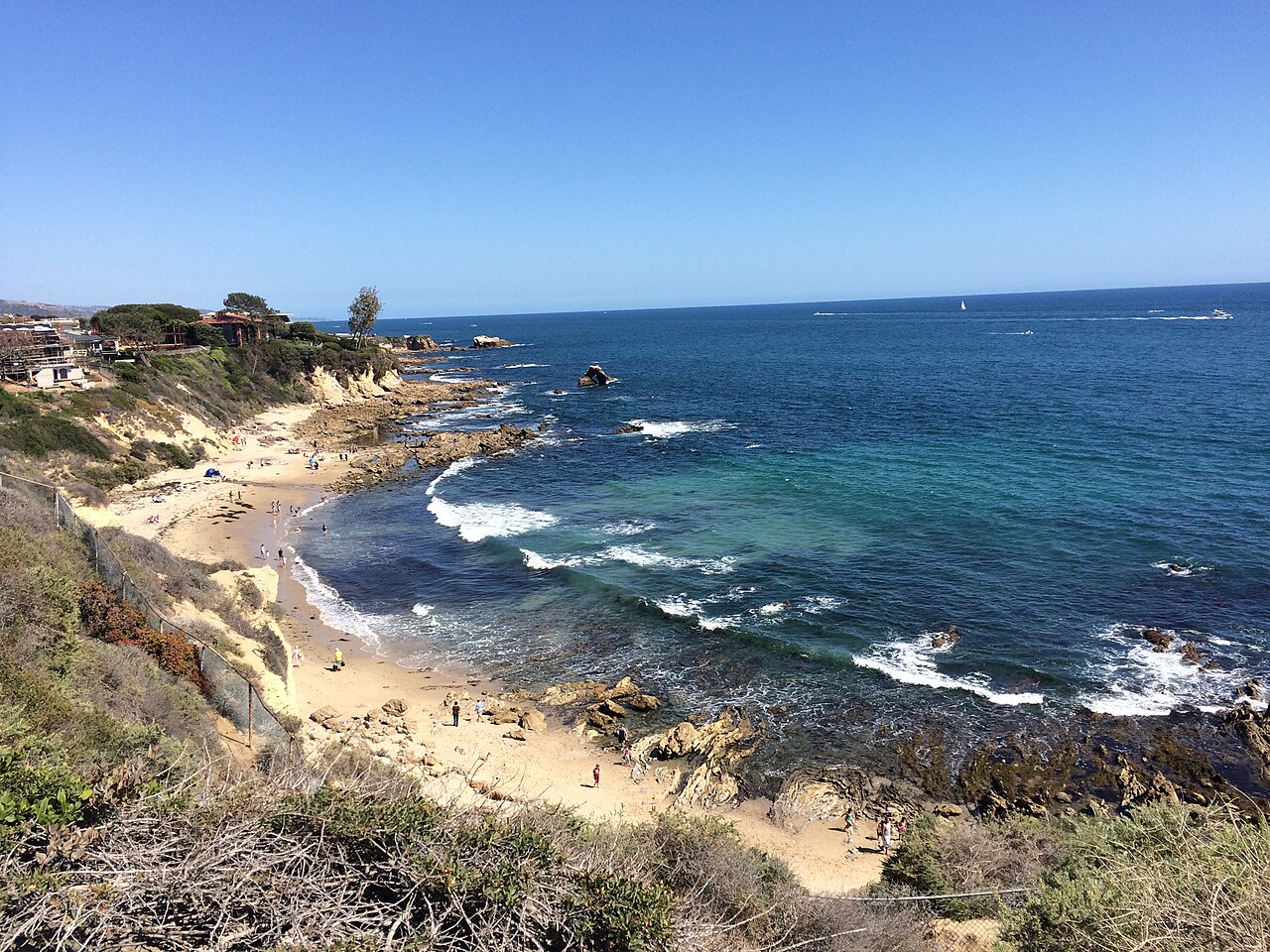 Little Corona Del Mar Beach, United States: sea temperature