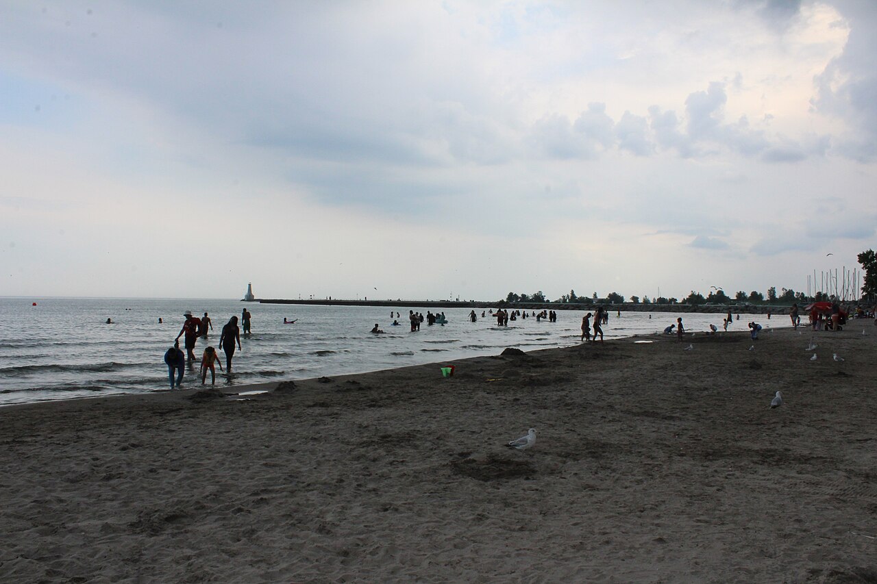 Victoria Park, Canada: sea temperature, photo and map