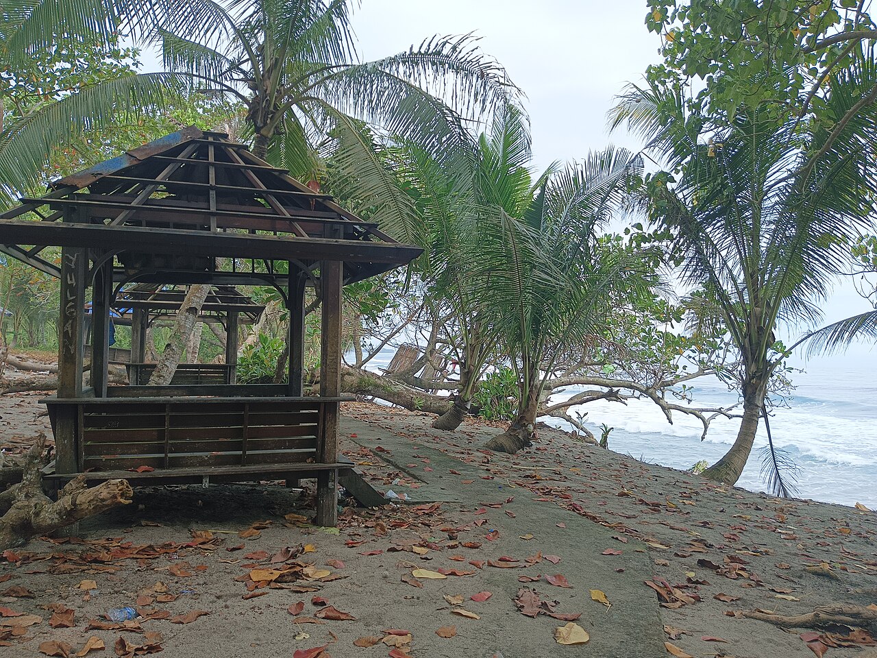 Aipiri, Indonesia: sea temperature, photo and map