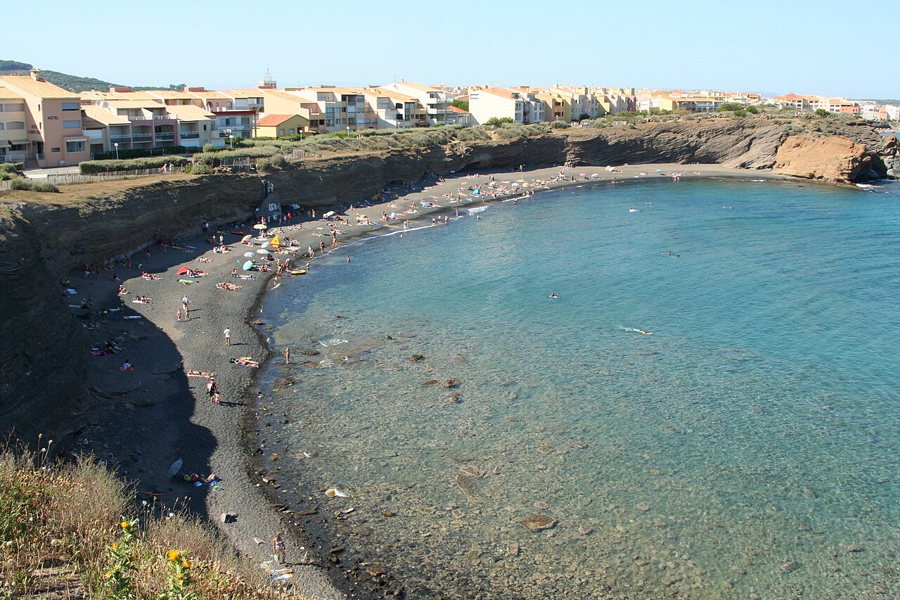 Grande Conque Beach, France: sea temperature, photo and map