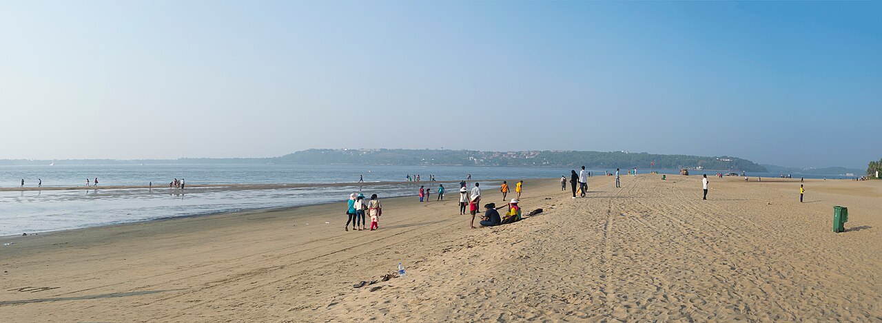 Miramar, India: sea temperature, photo and map