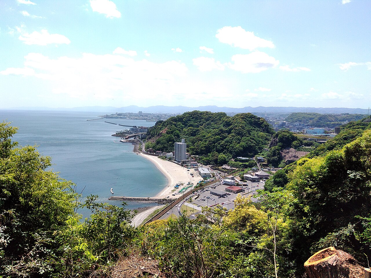 Iso beach, Japan: sea temperature, photo and map