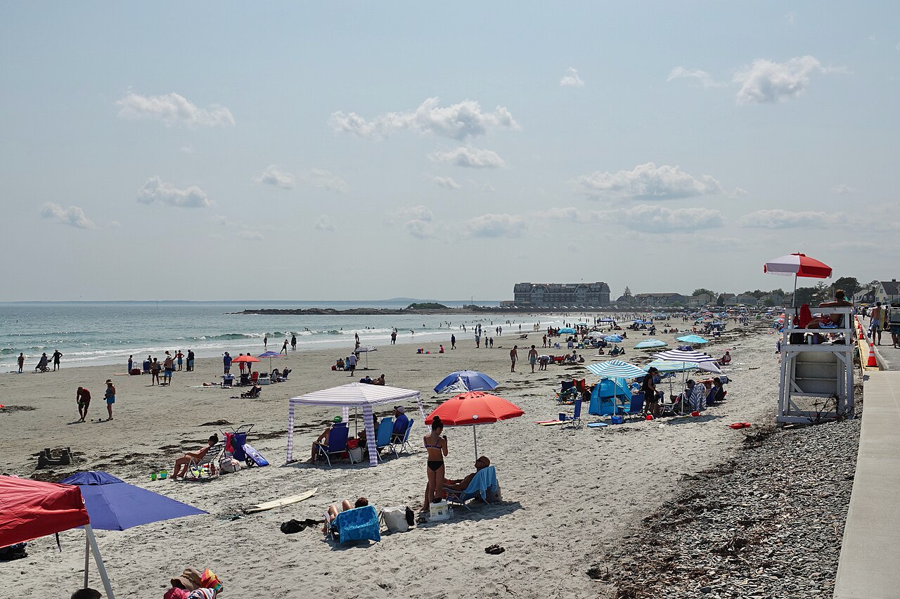 Goochs Beach, United States: sea temperature, photo and map