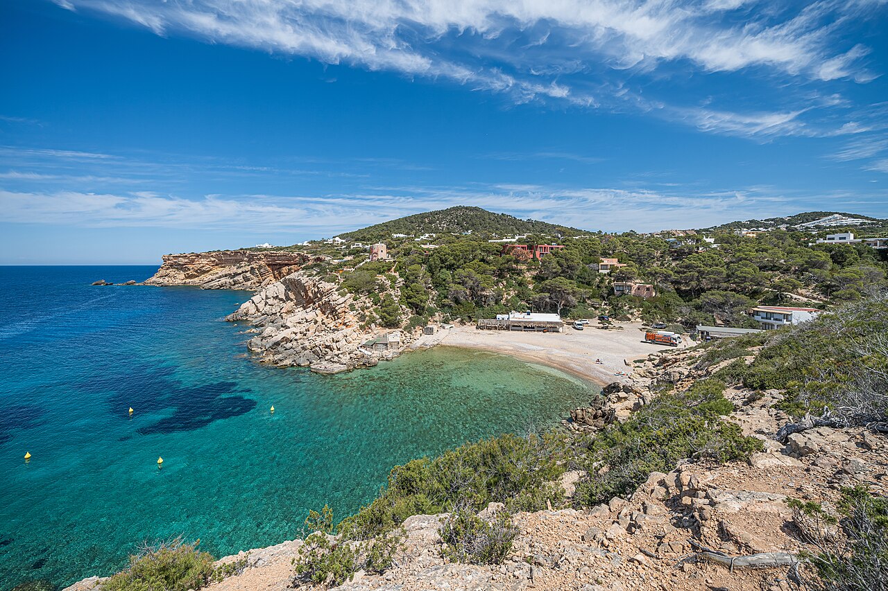 Cala Carbó, Spain: sea temperature, photo and map