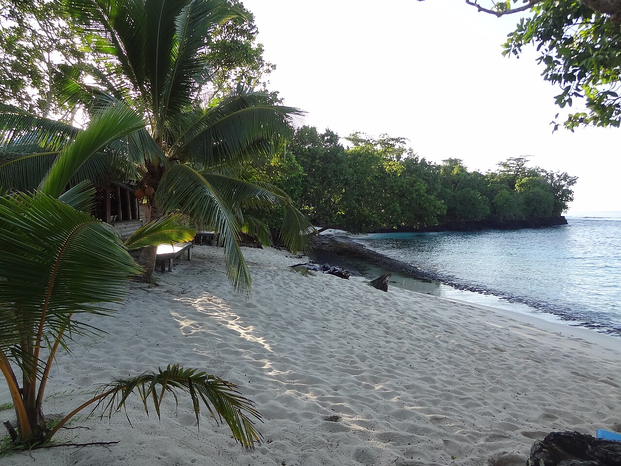 Beaches in Samoa: 1 with sea temperatures
